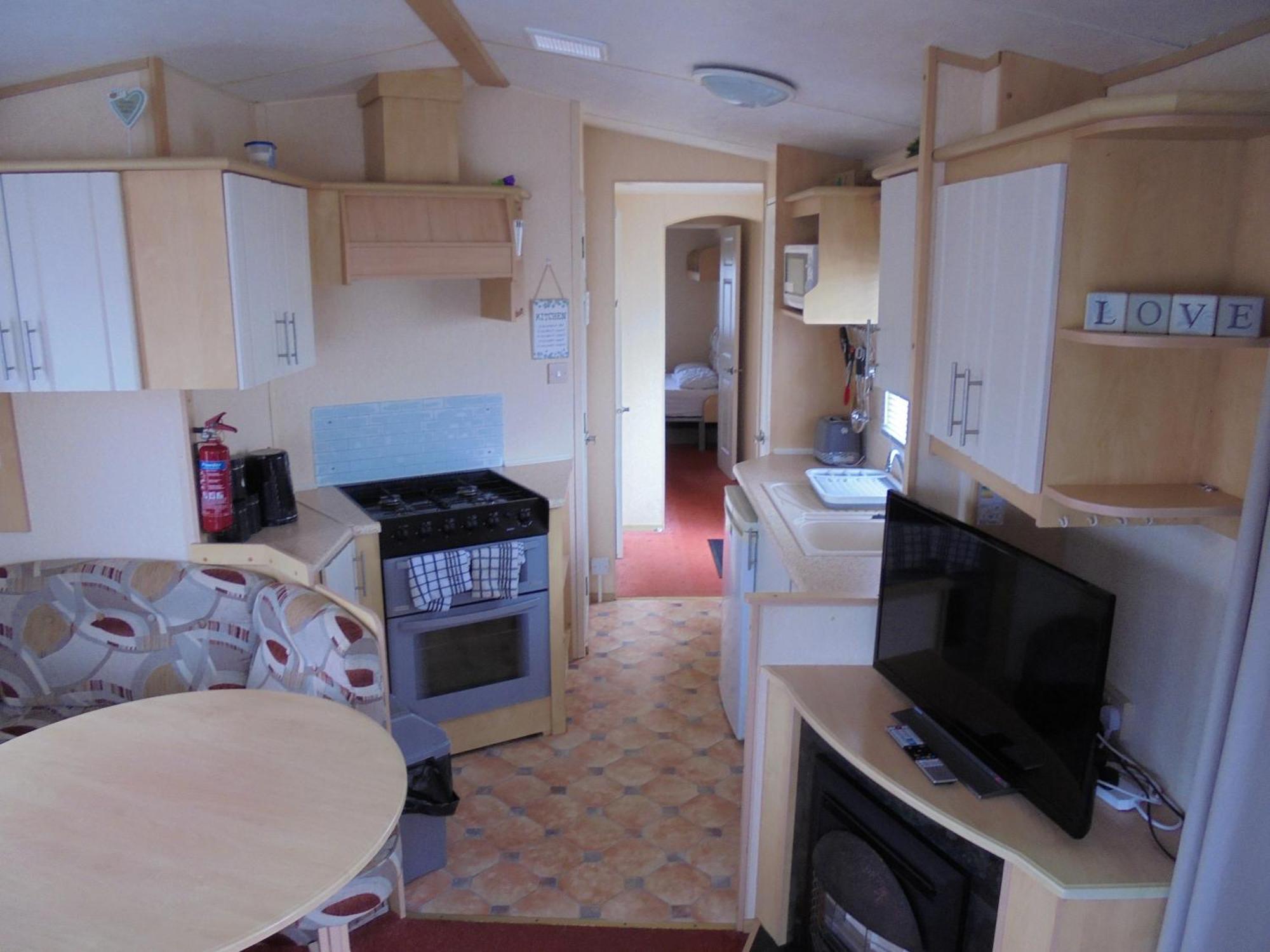 Sealands : Maple:- 6 Berth, Access To The *