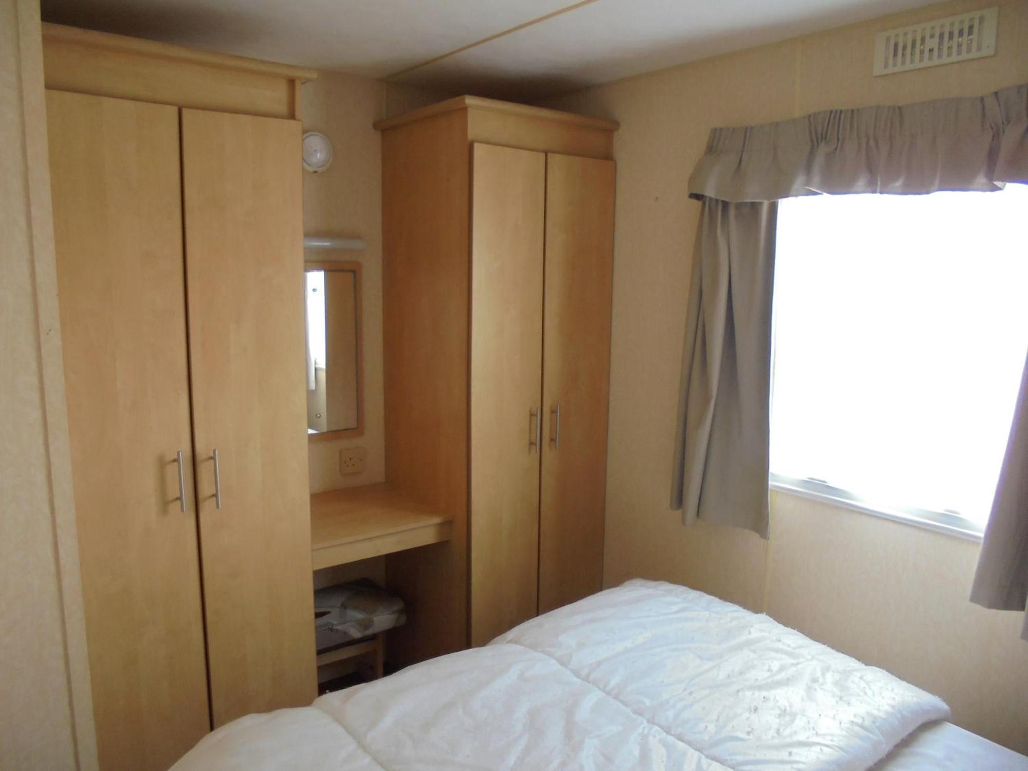 Sealands : Maple:- 6 Berth, Access To The Ingoldmells