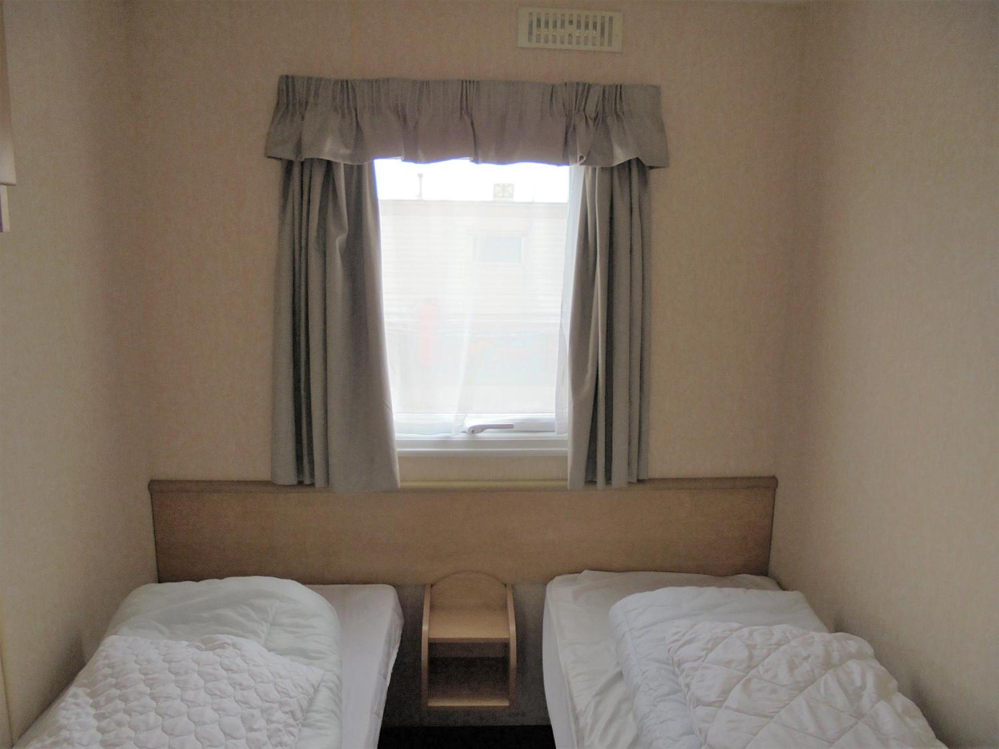 Sealands : Maple:- 6 Berth, Access To The Apartment *