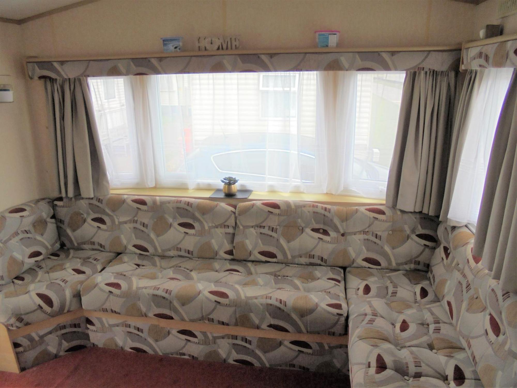 Sealands : Maple:- 6 Berth, Access To The Ingoldmells