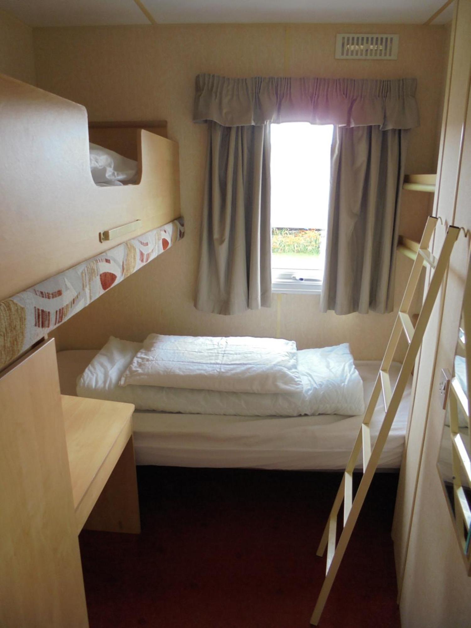 Sealands : Maple:- 6 Berth, Access To The *