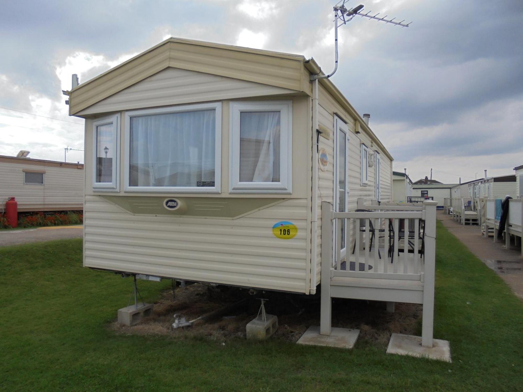 Sealands : Maple:- 6 Berth, Access To The *